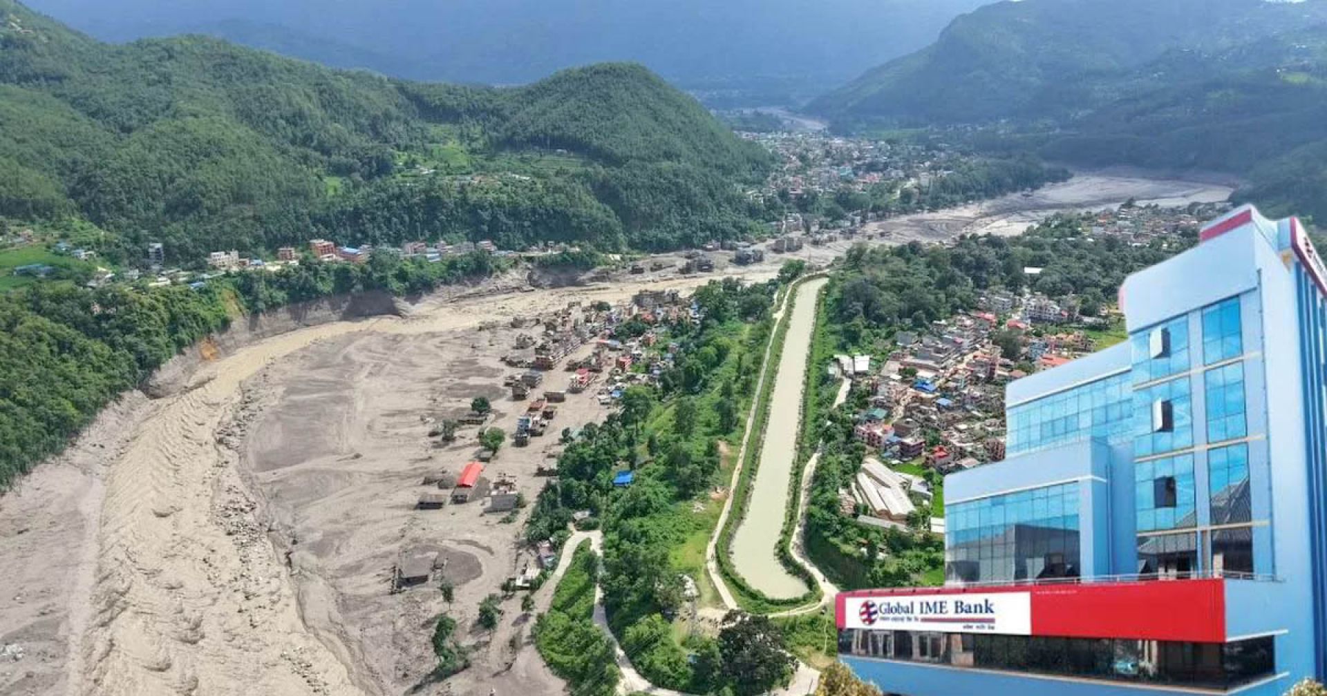 भोटेकोशी बाढीपीडितको पीडामा ग्लोबल आइएमई बैंकको मल्हम, ५ करोड सहयोग